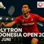 alt_text: "Banner Polytron Indonesia Open 2026: Turnamen Bulu Tangkis Bertema Panggung Emas."